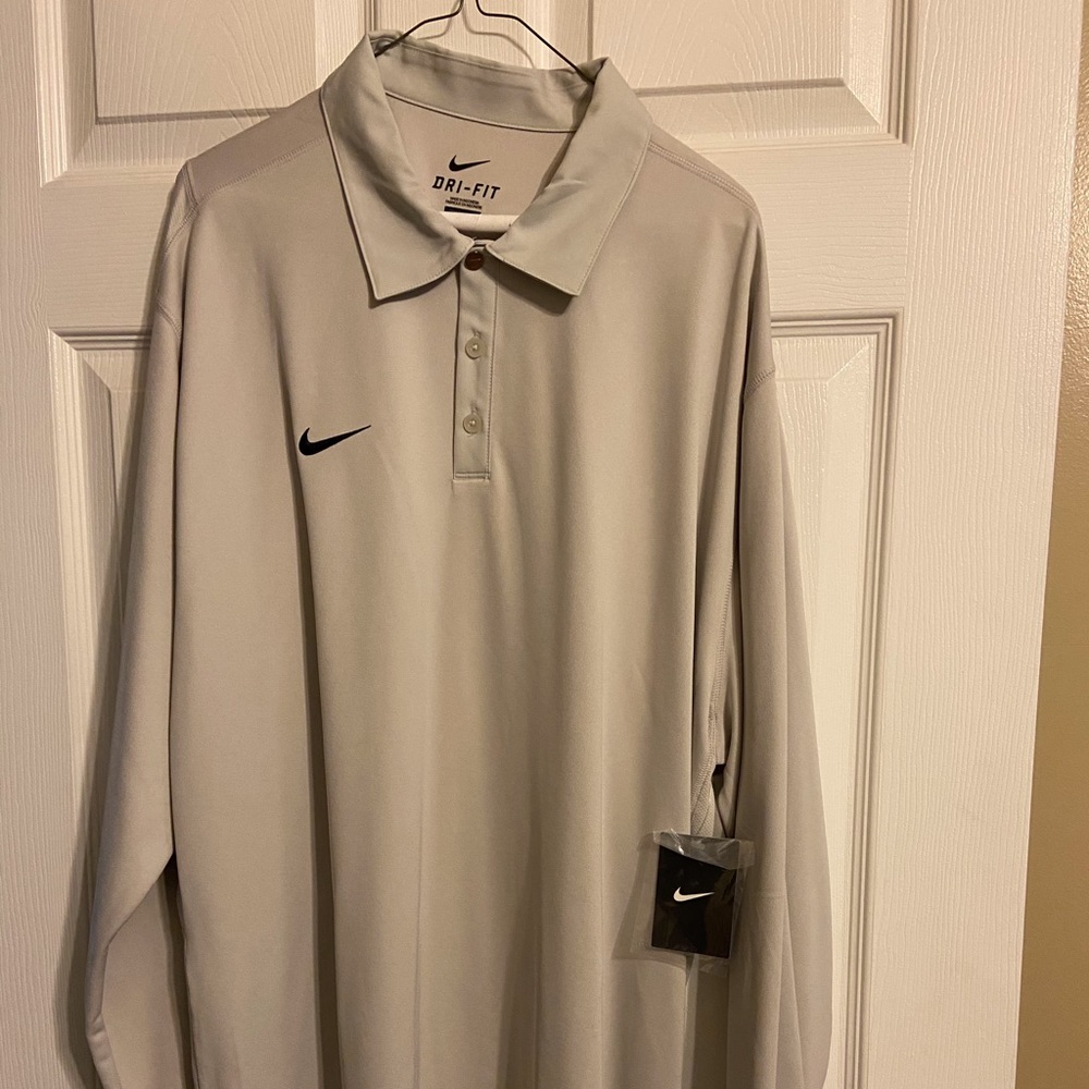 Light Gray Nike Longsleeve with Clemson Paw